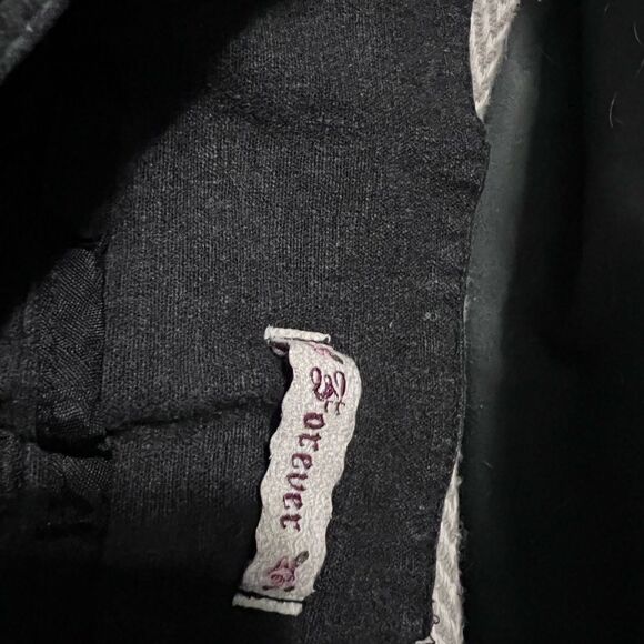 7 pairs of shorts, sz med, EUC. Champion, Danskin now and forever - Picture 6 of 8